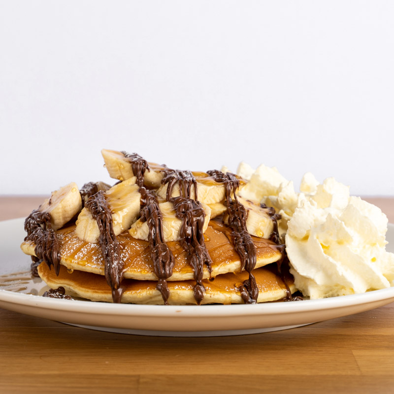 Nutella Banana Pancake with Cream